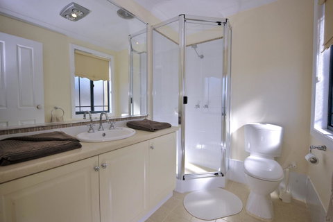 Palm Beach Manor - Australia Accommodation 8