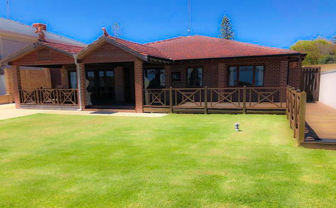 The Compass Beach House - Australia Accommodation 6