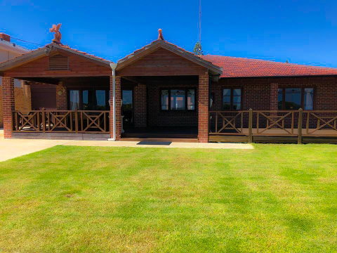 The Compass Beach House - Australia Accommodation 4