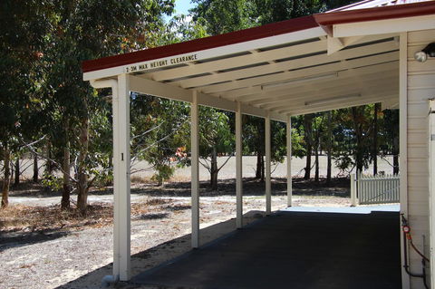 Sapphire Chalets, Augusta - Australia Accommodation 7