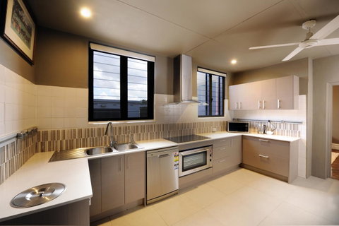 The Stirling Arms Hotel - Australia Accommodation 33