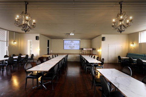 The Stirling Arms Hotel - Australia Accommodation 16