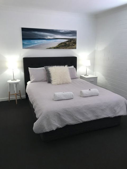 Archipelago Apartments Esperance - Australia Accommodation 24