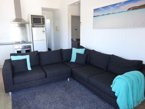 Archipelago Apartments Esperance - Australia Accommodation 18