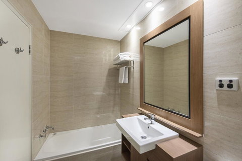 Quality Hotel Ambassador Perth - Australia Accommodation 13