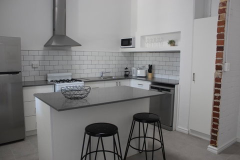Captain\'s Heritage Cottage - Central Fremantle 2 Bedroom Historic Cottage - Australia Accommodation 5