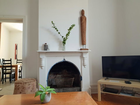 Captain\'s Heritage Cottage - Central Fremantle 2 Bedroom Historic Cottage - Australia Accommodation 8