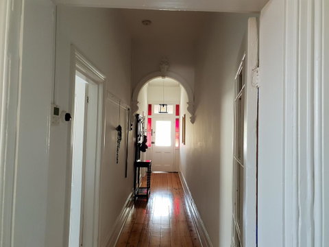 Captain\'s Heritage Cottage - Central Fremantle 2 Bedroom Historic Cottage - Australia Accommodation 7