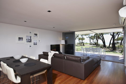 Aqua Resort Busselton - Australia Accommodation 7