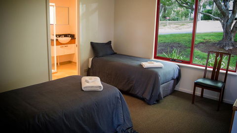 Karri Mia Chalets And Studios - Australia Accommodation 16