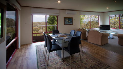 Karri Mia Chalets And Studios - Australia Accommodation 19