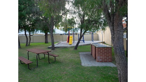 FortyThree - Oceanside Retreat Busselton - Australia Accommodation 35