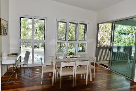 East On Byron - Australia Accommodation 29