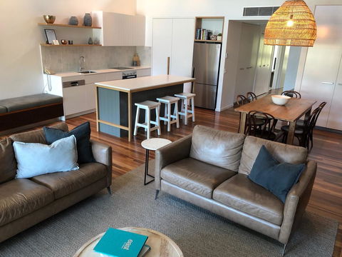 East On Byron - Australia Accommodation 39