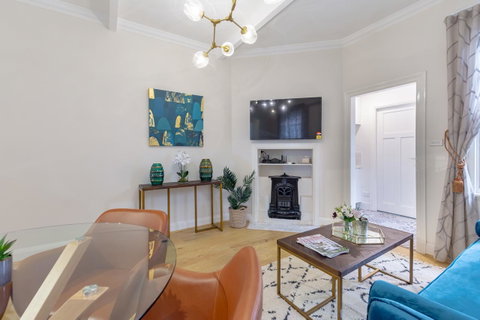 Heritage Townhouse Near Harbour Bridge - Australia Accommodation 17