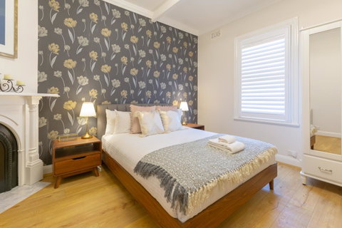 Heritage Townhouse Near Harbour Bridge - Australia Accommodation 36