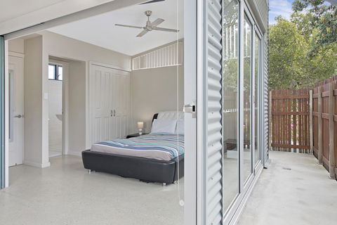Crescent Head Spa Villa - Australia Accommodation 6