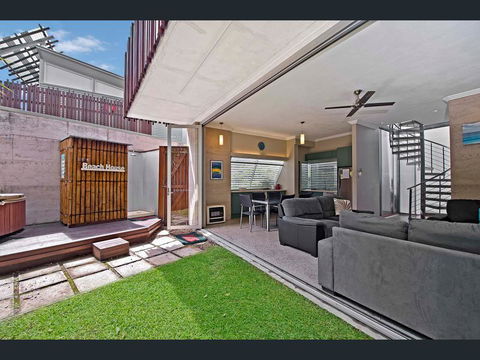 Crescent Head Spa Villa - Australia Accommodation 10