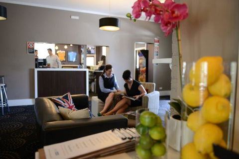 Crossroads Hotel - Australia Accommodation 36