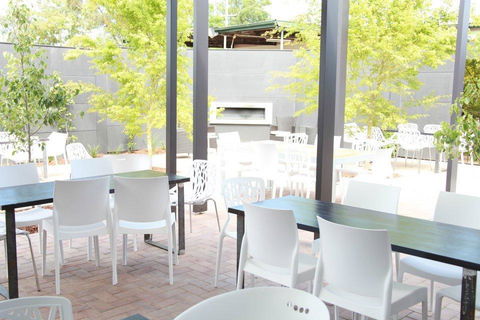 Crossroads Hotel - Australia Accommodation 15
