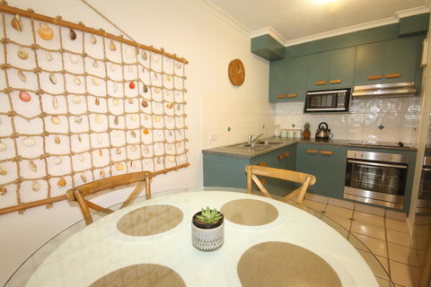 Cossies By The Sea - Australia Accommodation 9