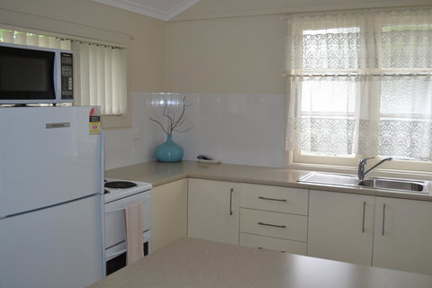 Sundial Holiday Units - Australia Accommodation 31