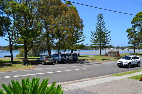 Sundial Holiday Units - Australia Accommodation 38