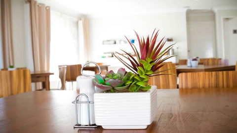 Almond Inn - Australia Accommodation 13