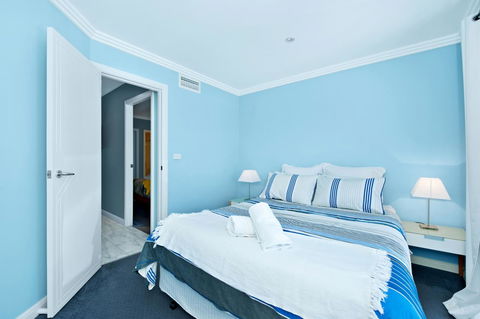 On The Beach Getaway - Australia Accommodation 5