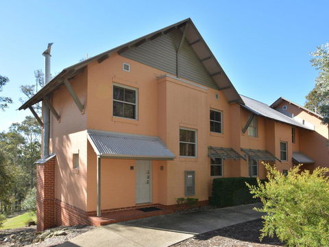 Villa 2br Prosecco Villa Located Within Cypress Lakes Resort - Australia Accommodation 16