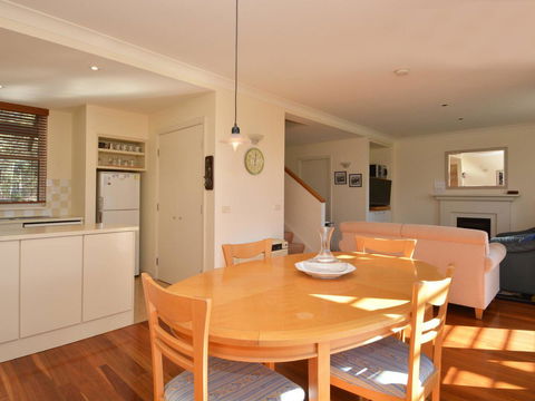 Villa 2br Prosecco Villa Located Within Cypress Lakes Resort - Australia Accommodation 6
