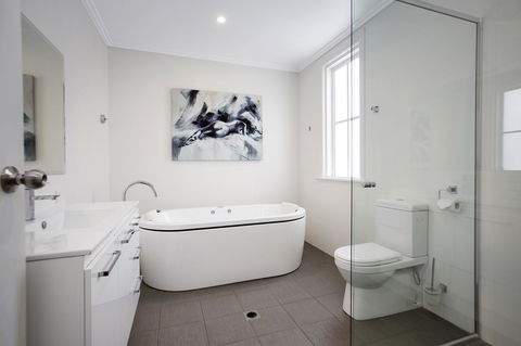 CH Boutique Hotel & Apartments, Ascend Hotel Collection - Australia Accommodation 20