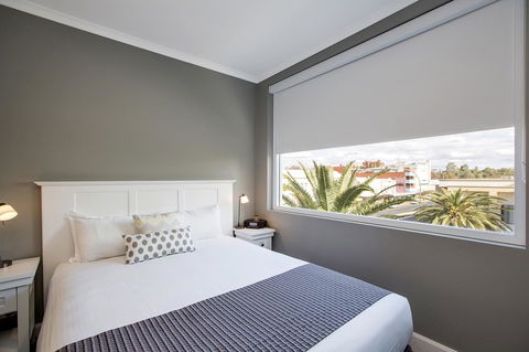 CH Boutique Hotel & Apartments, Ascend Hotel Collection - Australia Accommodation 26