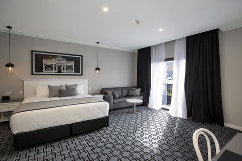 CH Boutique Hotel & Apartments, Ascend Hotel Collection - Australia Accommodation 1