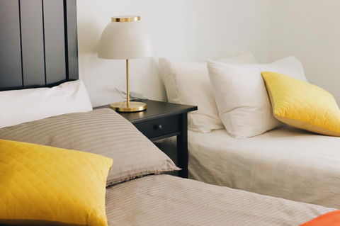 Modern & Cosy 2-Bedroom Apartment Hornsby - Australia Accommodation 0