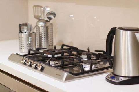 Modern & Cosy 2-Bedroom Apartment Hornsby - Australia Accommodation 10