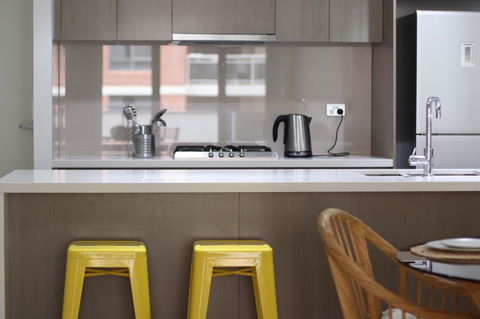 Modern & Cosy 2-Bedroom Apartment Hornsby - Australia Accommodation 8