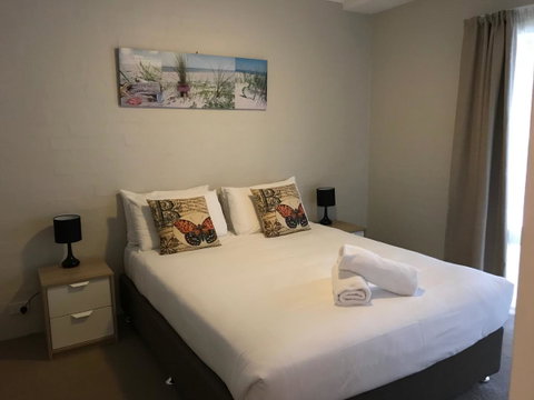 Mariner Bay Apartments - Australia Accommodation 11