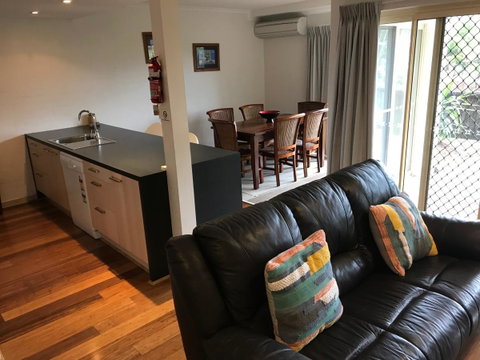 Mariner Bay Apartments - Australia Accommodation 9