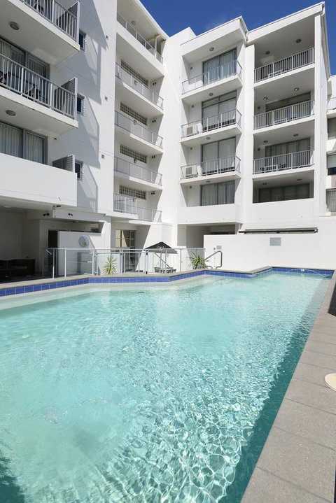 Macquarie Waters Boutique Apartment Hotel - Australia Accommodation 5