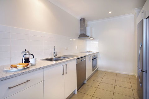 Macquarie Waters Boutique Apartment Hotel - Australia Accommodation 17