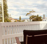 Little Blue Beach House - Australia Accommodation