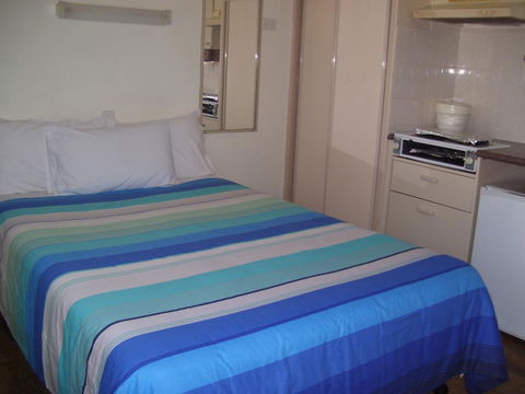 Glenwood Tourist Park & Motel - Australia Accommodation 14