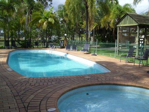 Glenwood Tourist Park & Motel - Australia Accommodation 3