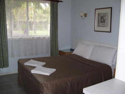 Glenwood Tourist Park & Motel - Australia Accommodation 13