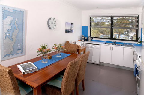 Refuge Cove On Pittwater - Australia Accommodation 8
