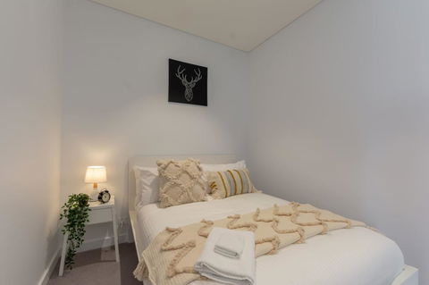 High Rise Apt In Heart Of Sydney Wt Harbour View - Australia Accommodation 21