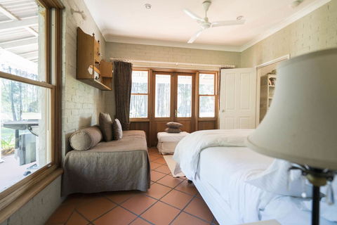 Thistle Hill Guesthouse - Walk To Many Wineries And Restaurants - Australia Accommodation 36
