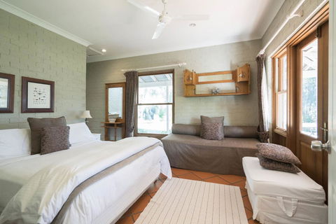 Thistle Hill Guesthouse - Walk To Many Wineries And Restaurants - Australia Accommodation 35