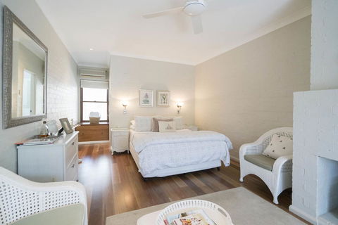 Thistle Hill Guesthouse - Walk To Many Wineries And Restaurants - Australia Accommodation 43